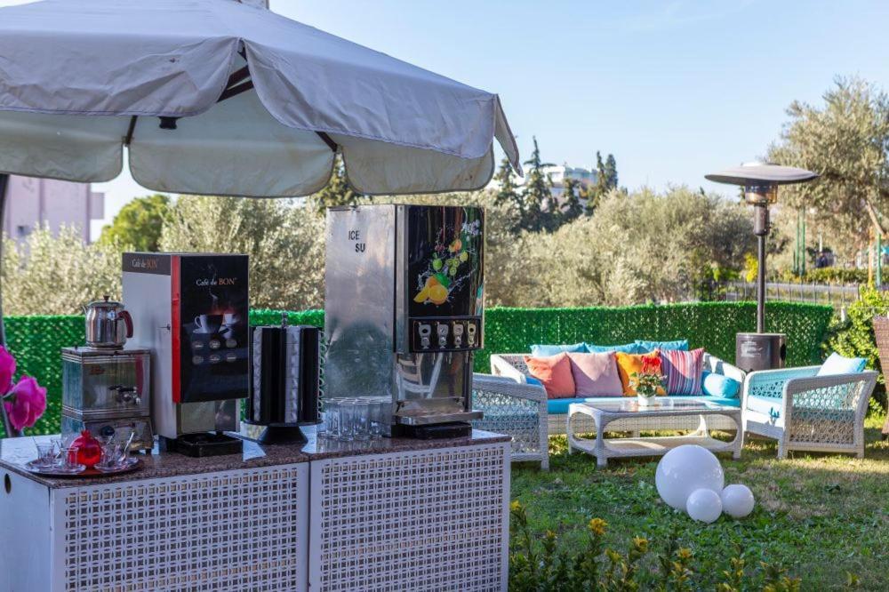 The View City Hotel Κουσάντασι Εξωτερικό φωτογραφία