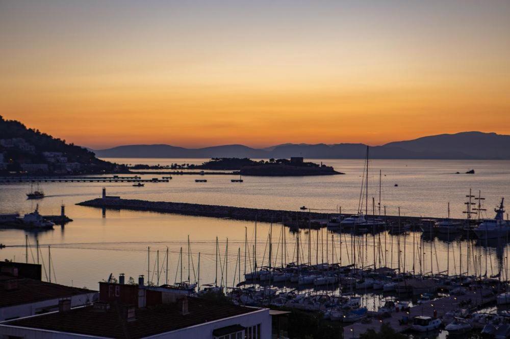 The View City Hotel Κουσάντασι Εξωτερικό φωτογραφία