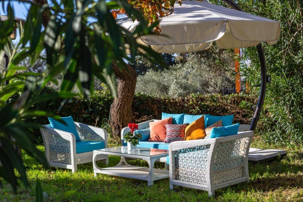 The View City Hotel Κουσάντασι Εξωτερικό φωτογραφία