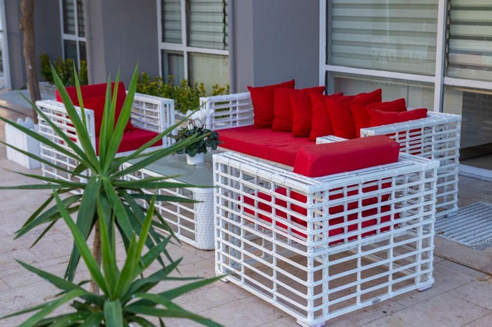 The View City Hotel Κουσάντασι Εξωτερικό φωτογραφία
