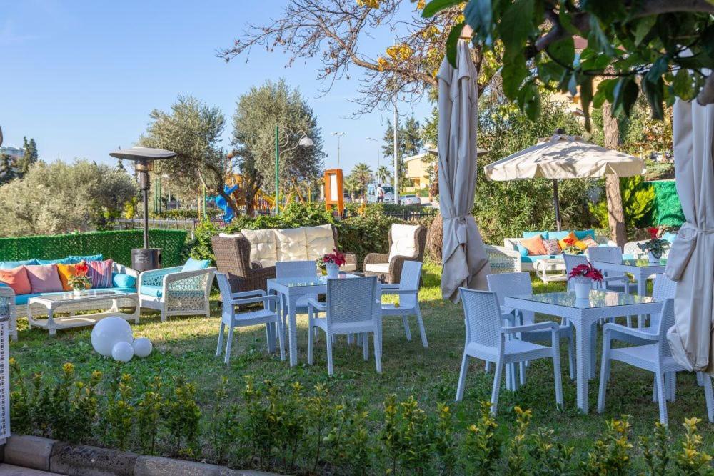 The View City Hotel Κουσάντασι Εξωτερικό φωτογραφία